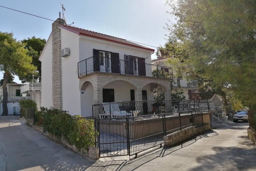 Whole Villa In Primošten المظهر الخارجي الصورة
