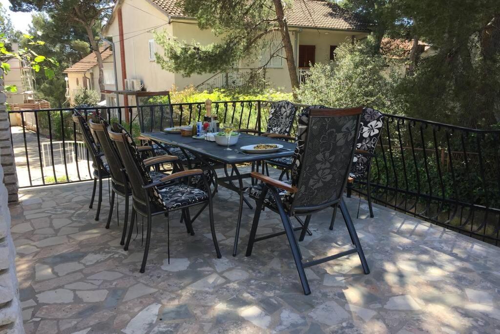 Whole Villa In Primošten المظهر الخارجي الصورة